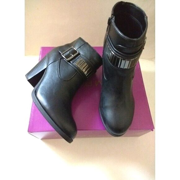 New! RAMPAGE Buckle Detail Women's Black Ankle Boots Booties Shoes NWB - Picture 6 of 8